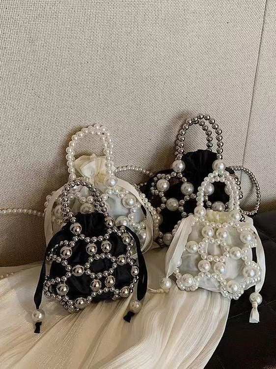 Mini Pearl Pouch