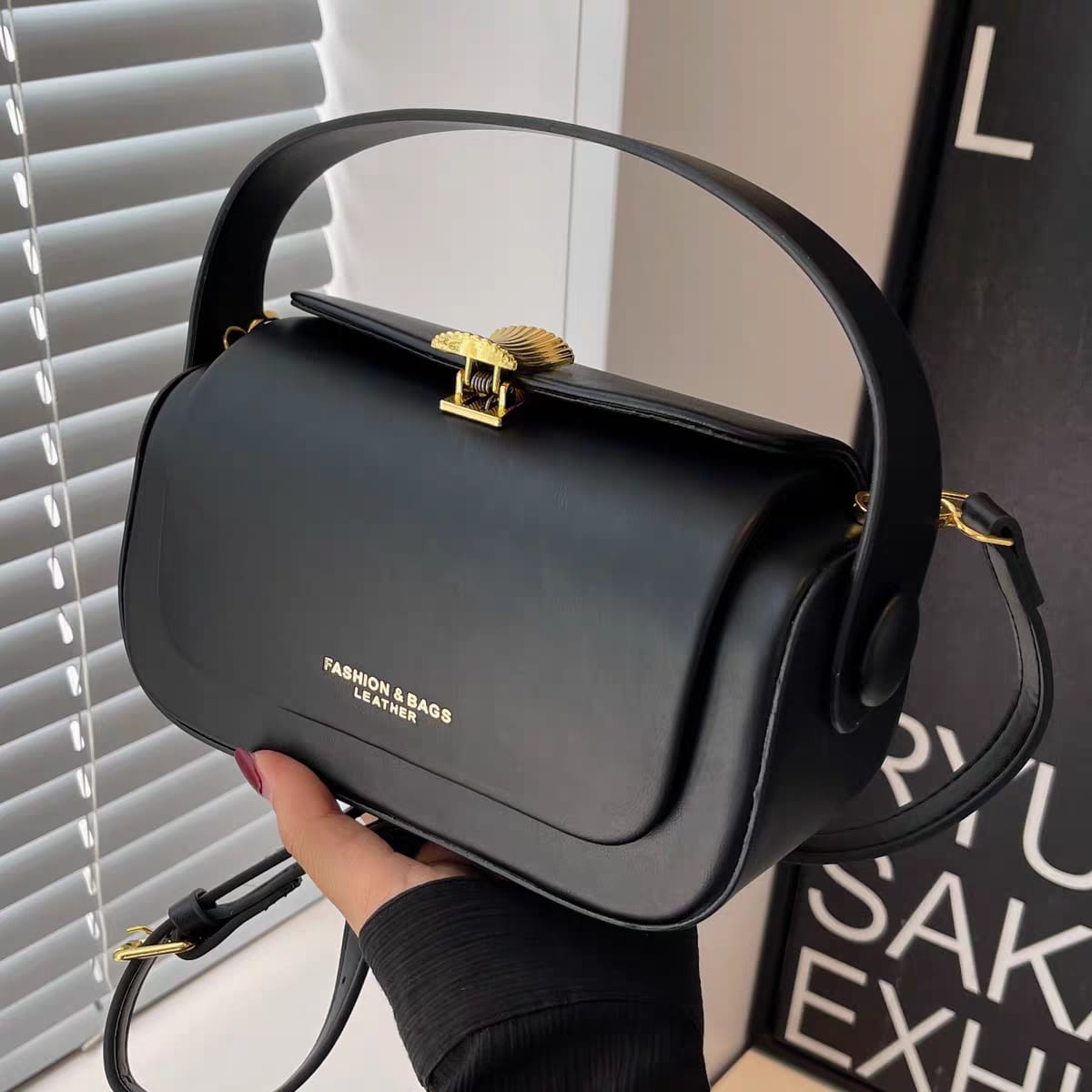 Round Edges Crossbody Bag