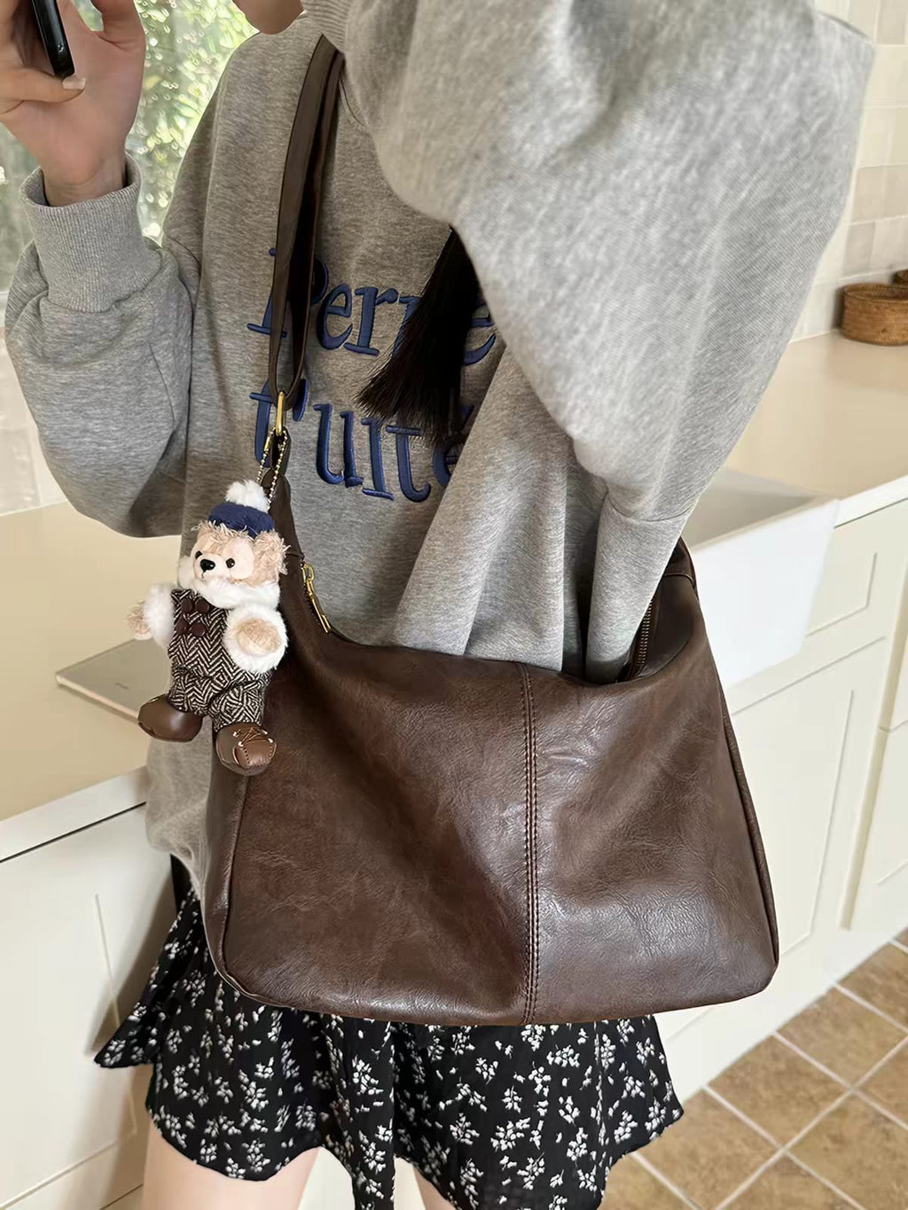 Hobo Style Shoulder Bag